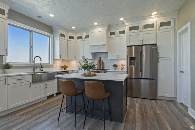 548 S LOFTY LN, North Salt Lake, UT 84054