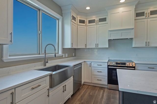 548 S LOFTY LN, North Salt Lake, UT 84054