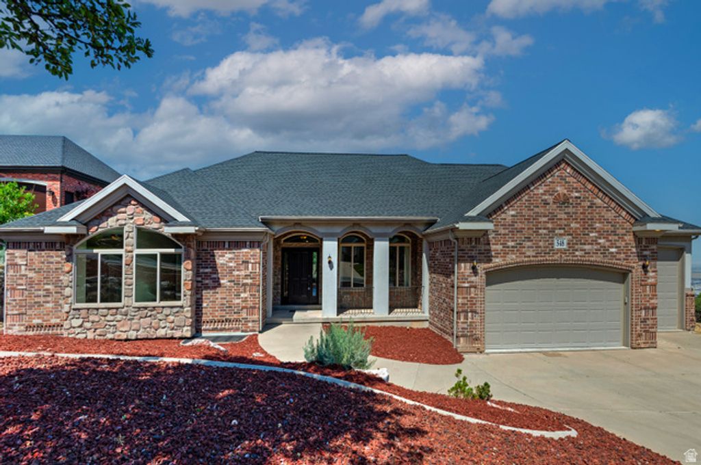 548 S LOFTY LN, North Salt Lake, UT 84054