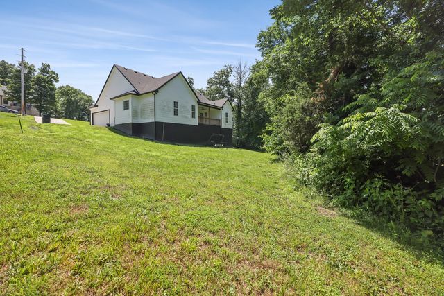 245 Hickory Ridge Ln, Hartsville, TN 37074