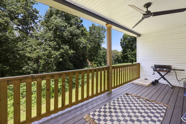 245 Hickory Ridge Ln, Hartsville, TN 37074