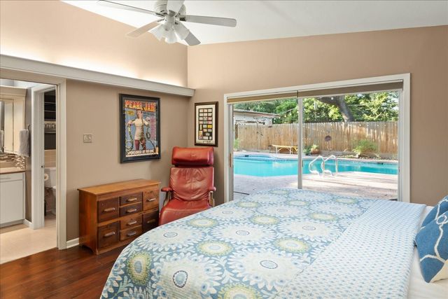 104 W Mimosa CIR, San Marcos, TX 78666