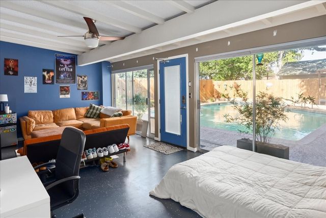 104 W Mimosa CIR, San Marcos, TX 78666