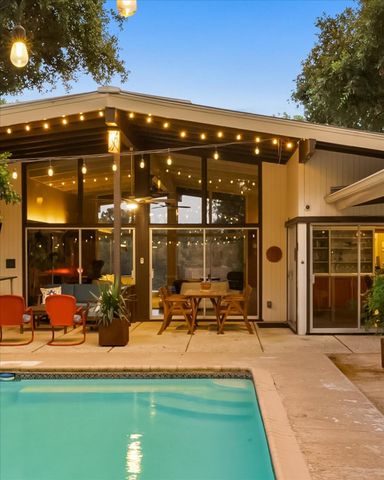 104 W Mimosa CIR, San Marcos, TX 78666