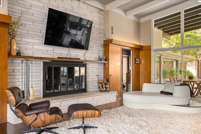 104 W Mimosa CIR, San Marcos, TX 78666