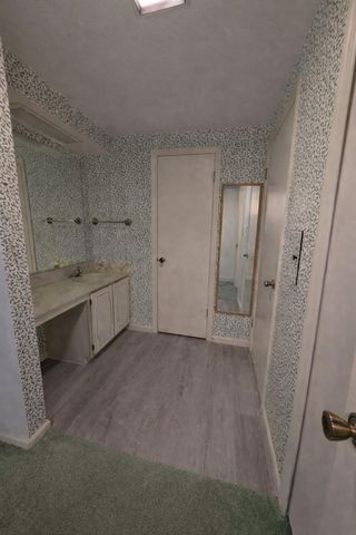 1676 Van Pelt Street, 76, Columbus, OH 43220