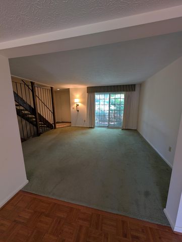 1676 Van Pelt Street, 76, Columbus, OH 43220