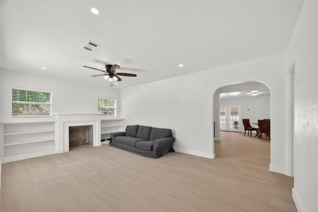 501 Live Oak Street, Pasadena, TX 77506