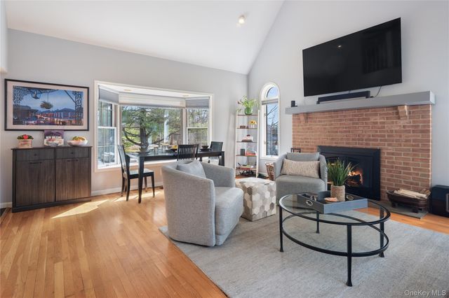 230 Ridgecrest Road, Briarcliff Manor, NY 10510