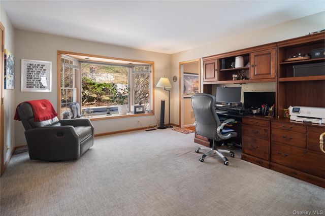 230 Ridgecrest Road, Briarcliff Manor, NY 10510