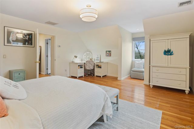 230 Ridgecrest Road, Briarcliff Manor, NY 10510