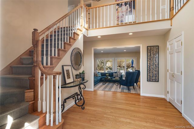 230 Ridgecrest Road, Briarcliff Manor, NY 10510