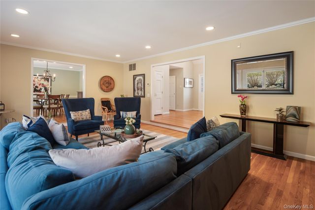 230 Ridgecrest Road, Briarcliff Manor, NY 10510