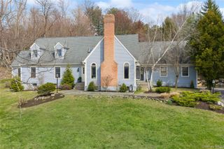 230 Ridgecrest Road, Briarcliff Manor, NY 10510