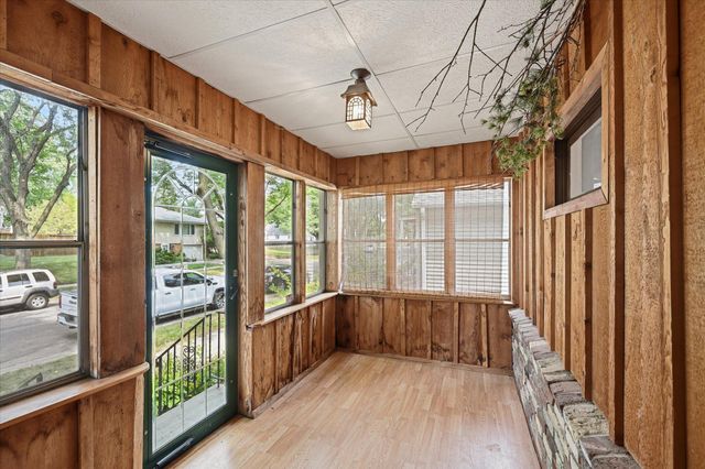 1918 Clear Avenue, Saint Paul, MN 55119