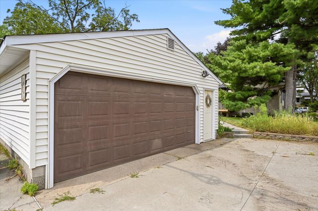 1918 Clear Avenue, Saint Paul, MN 55119