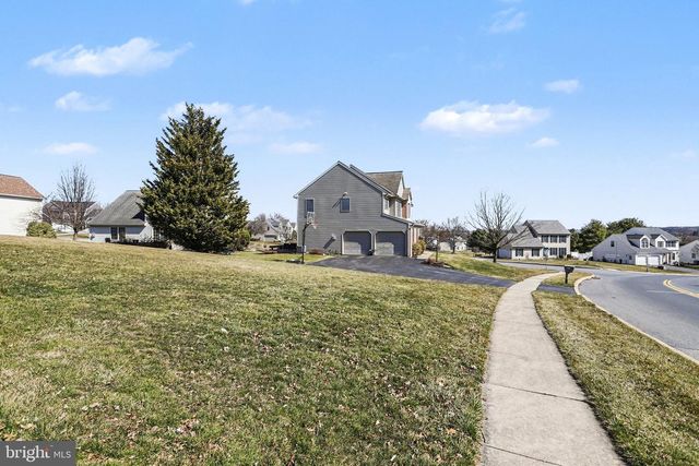 815 BUCKINGHAM BLVD, Elizabethtown, PA 17022