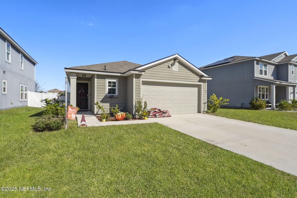 2405 OAK STREAM Drive, Green Cove Springs, FL 32043