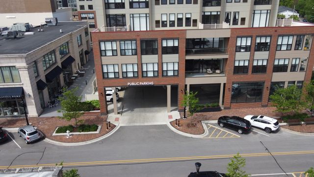 1907 2nd Street 200, Highland Park, IL 60035