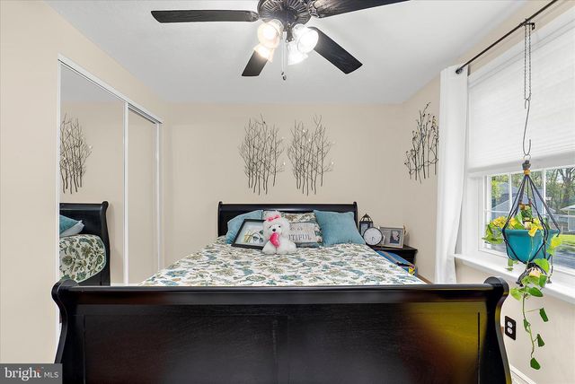 379 DUBLIN DR, Glen Burnie, MD 21060