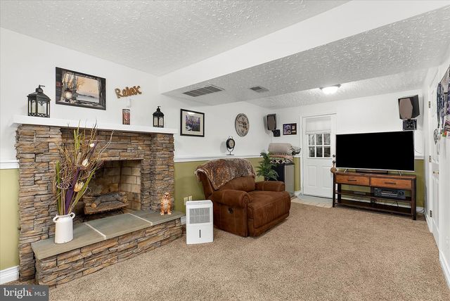 379 DUBLIN DR, Glen Burnie, MD 21060