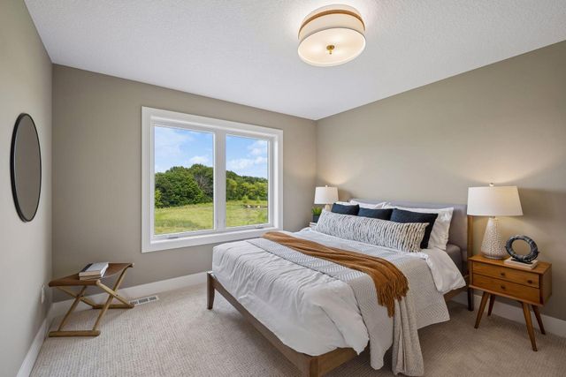 5946 Kochs Crossing, Independence, MN 55359