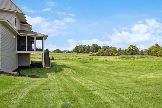5946 Kochs Crossing, Independence, MN 55359