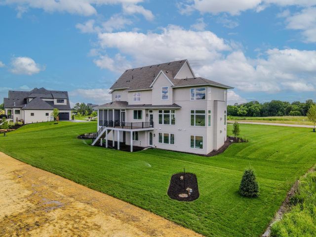5946 Kochs Crossing, Independence, MN 55359
