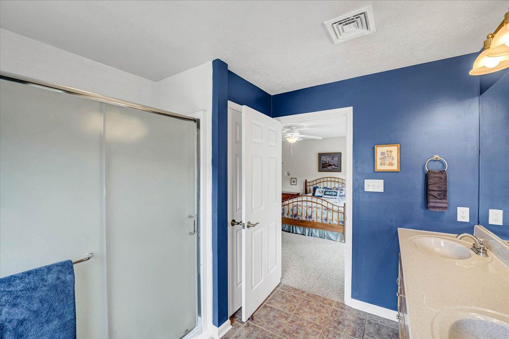Image 10 of property listing at 131 ALMA MATER CT #A, State College, PA 16803
