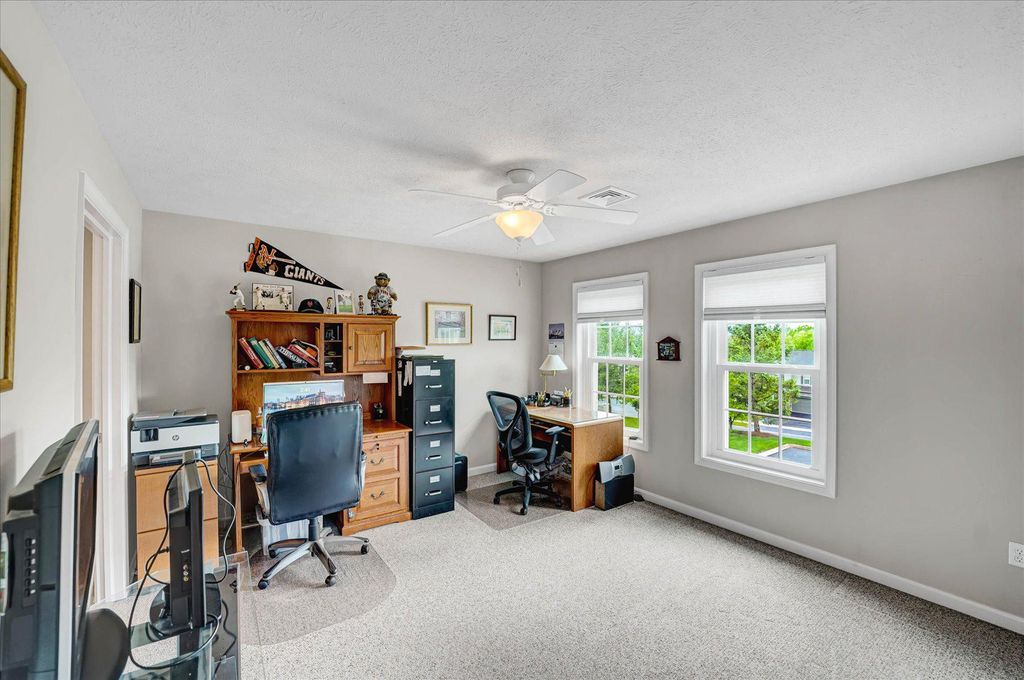 Image 12 of property listing at 131 ALMA MATER CT #A, State College, PA 16803