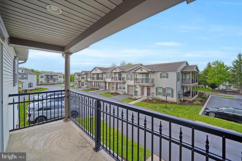 Image 21 of property listing at 131 ALMA MATER CT #A, State College, PA 16803