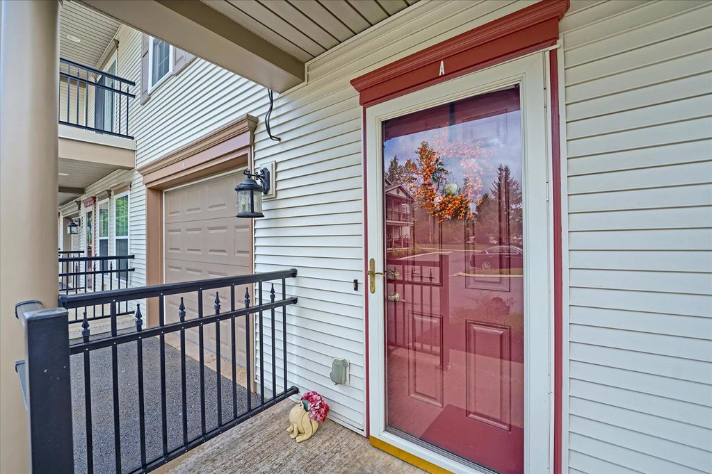 Image 25 of property listing at 131 ALMA MATER CT #A, State College, PA 16803