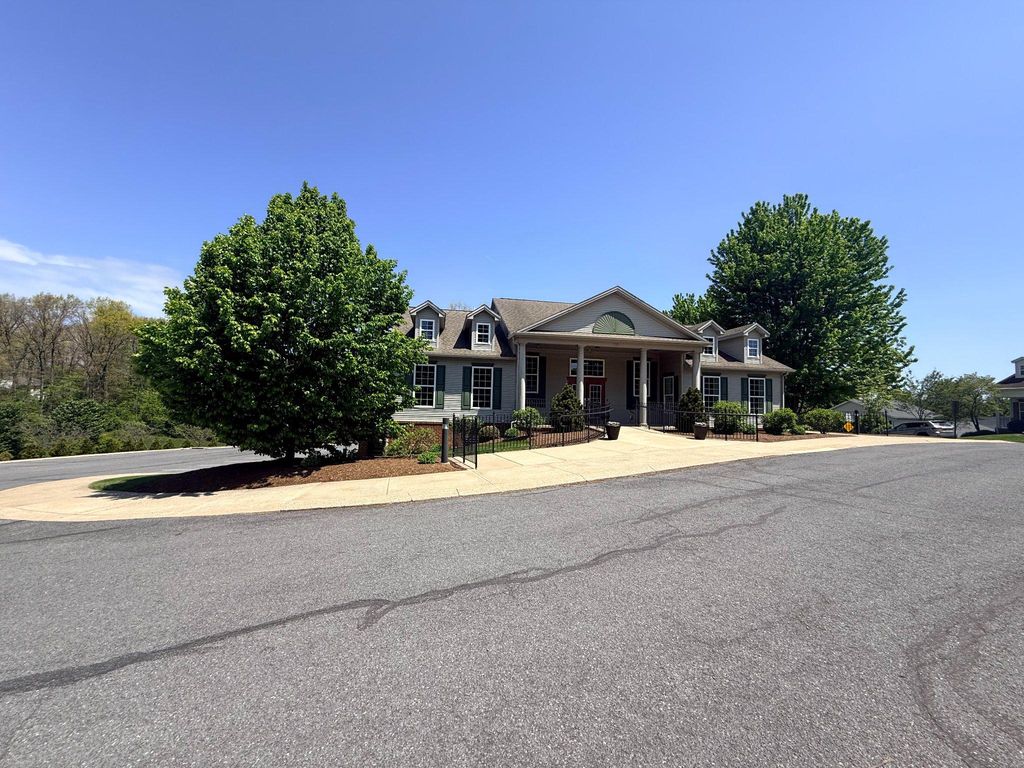 Image 31 of property listing at 131 ALMA MATER CT #A, State College, PA 16803
