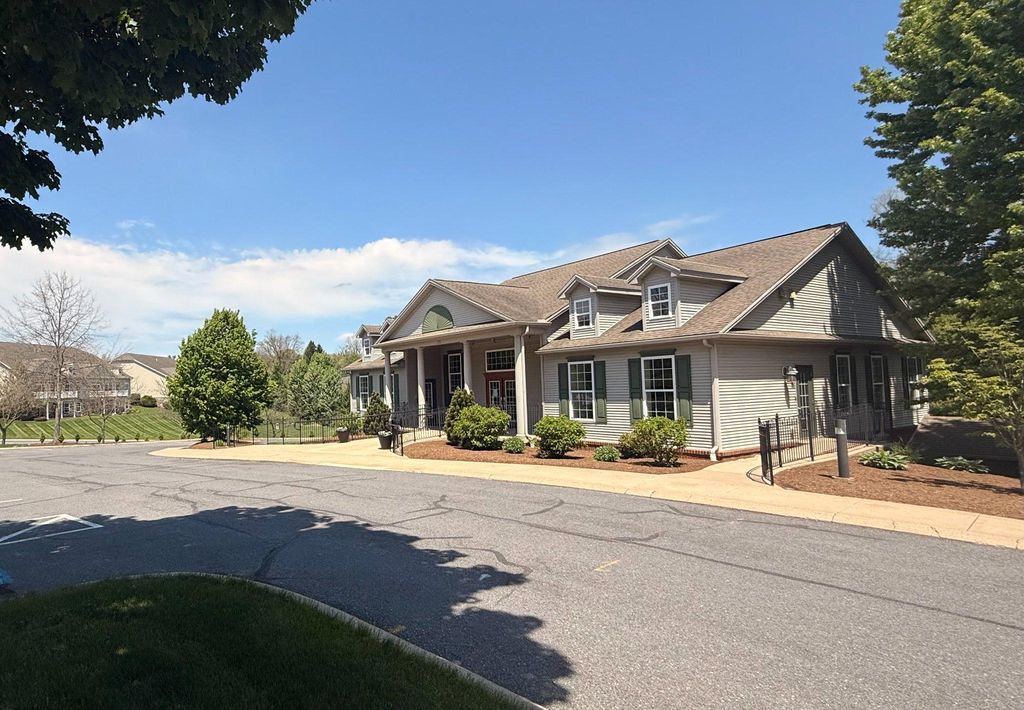 Image 33 of property listing at 131 ALMA MATER CT #A, State College, PA 16803