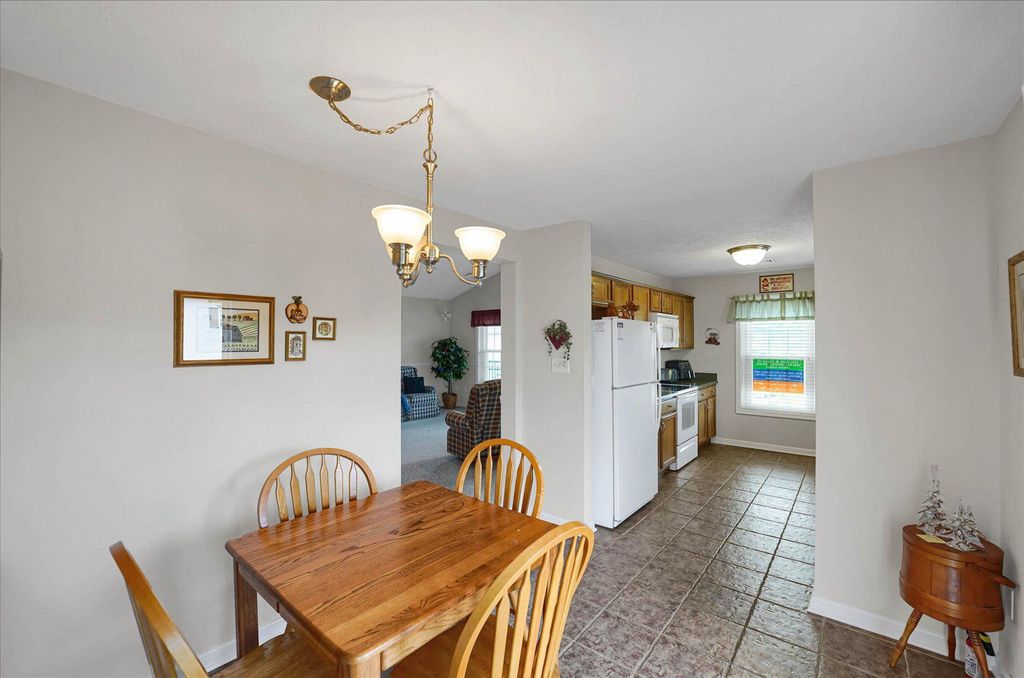 Image 6 of property listing at 131 ALMA MATER CT #A, State College, PA 16803
