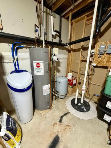 6815 Woodland Boulevard, Goodview, MN 55959