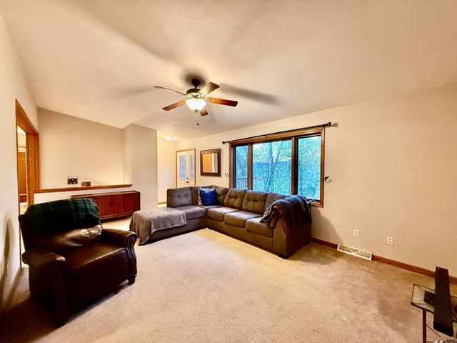 6815 Woodland Boulevard, Goodview, MN 55959