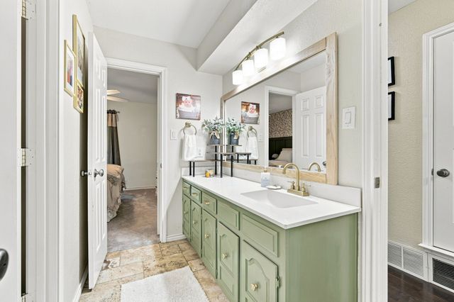 210 Rock Springs Court, Waxahachie, TX 75165