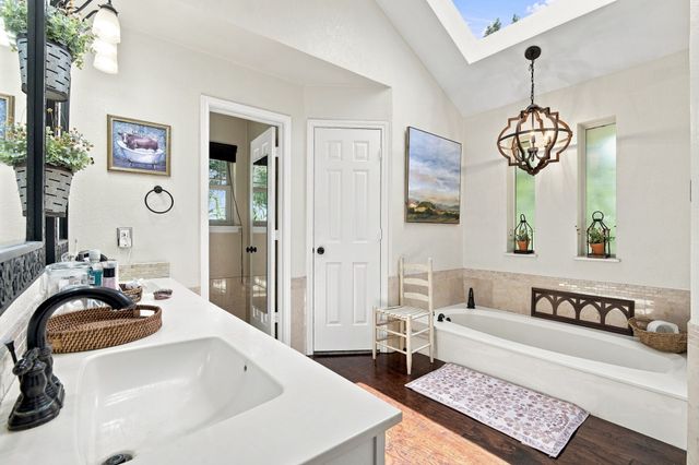 210 Rock Springs Court, Waxahachie, TX 75165