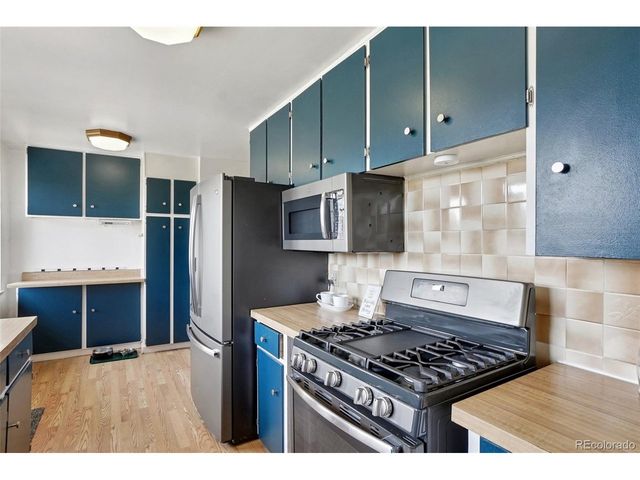 4216 Ammons St, Wheat Ridge, CO 80033