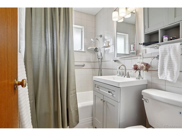 4216 Ammons St, Wheat Ridge, CO 80033