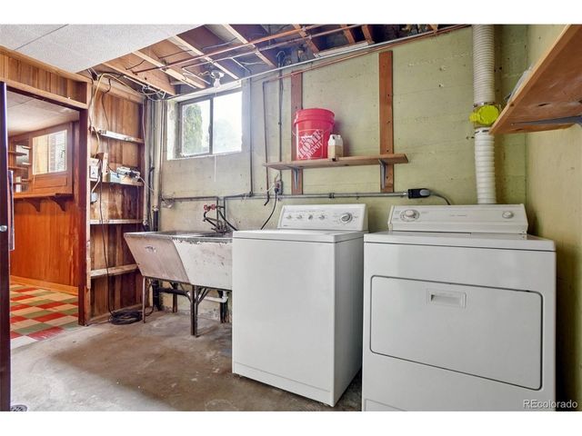 4216 Ammons St, Wheat Ridge, CO 80033