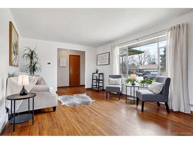 4216 Ammons St, Wheat Ridge, CO 80033