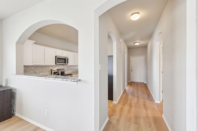 211 Almquist ST, Hutto, TX 78634