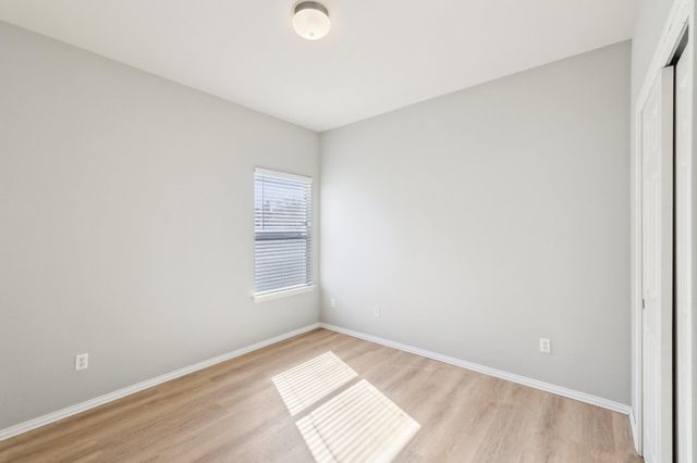 211 Almquist ST, Hutto, TX 78634