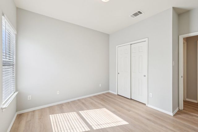 211 Almquist ST, Hutto, TX 78634