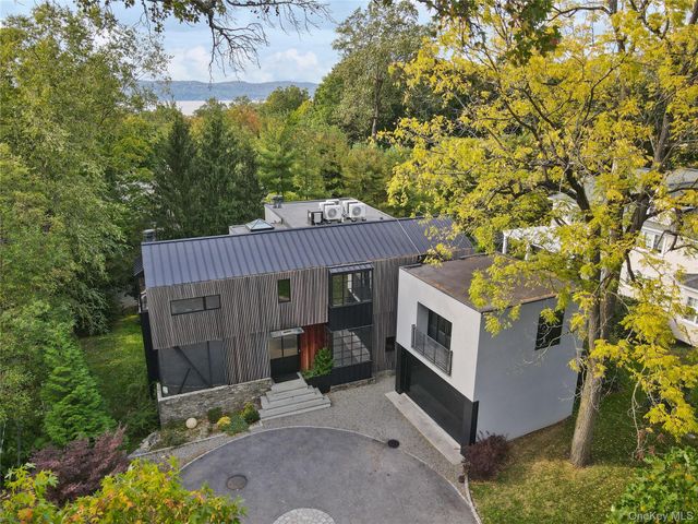 95 N Broadway, Irvington, NY 10533