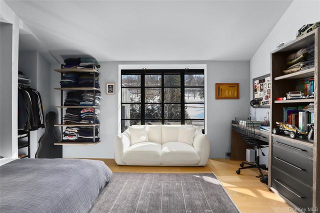 95 N Broadway, Irvington, NY 10533