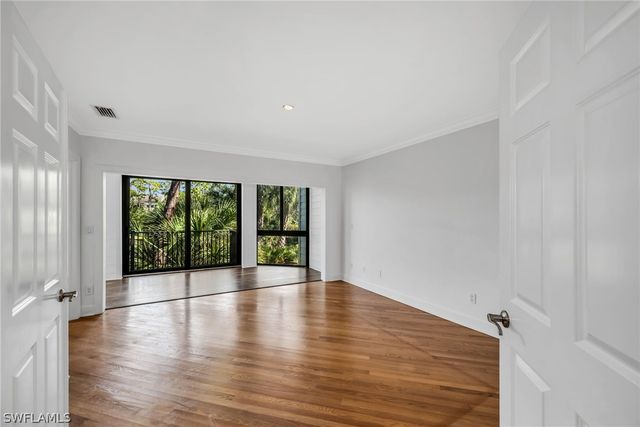 27008 Oakwood Lake DR, Bonita Springs, FL 34134