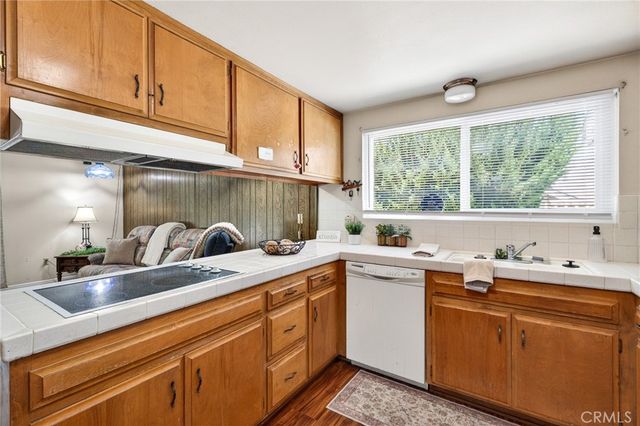 922 S Eureka, Redlands, CA 92373